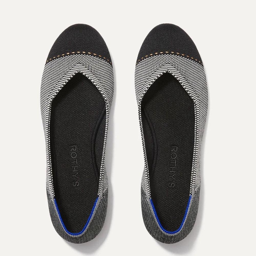 New I’m Box Rothy’s The Flat Round Toe Size 8